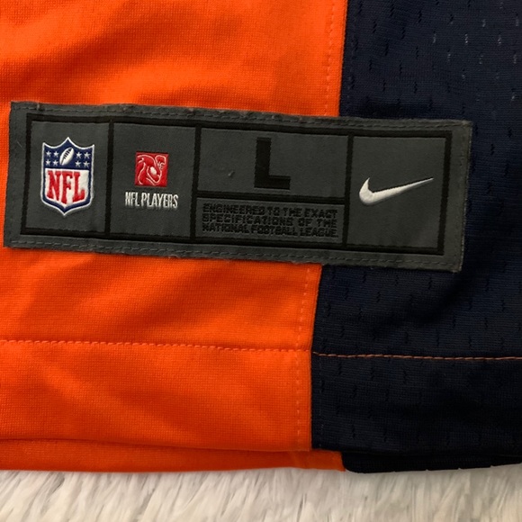 Large von Miller Broncos jersey - Picture 6 of 10